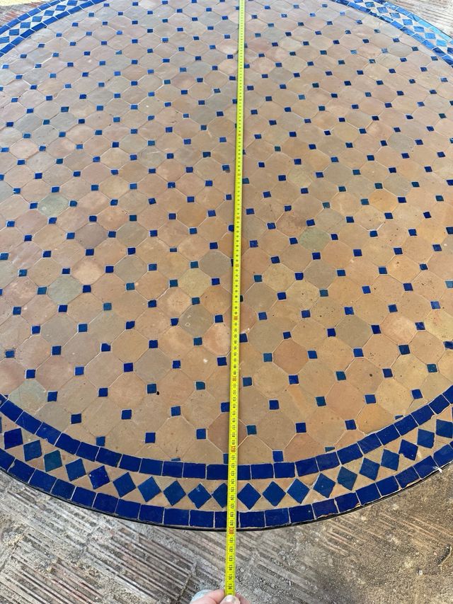 Mesa de mosaico de piedra natural