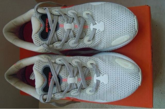 Zapatillas Nike Mujer Running Blancas/Azul/Rosa