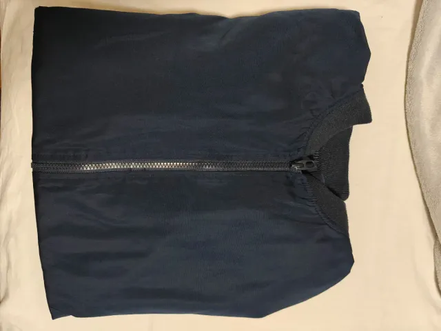 Chaqueta Bomber Azul Marino Bershka Talla M