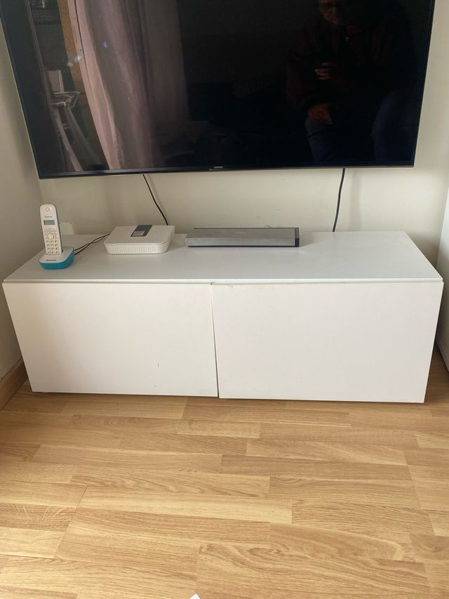 Mueble TV blanco Premià de mar