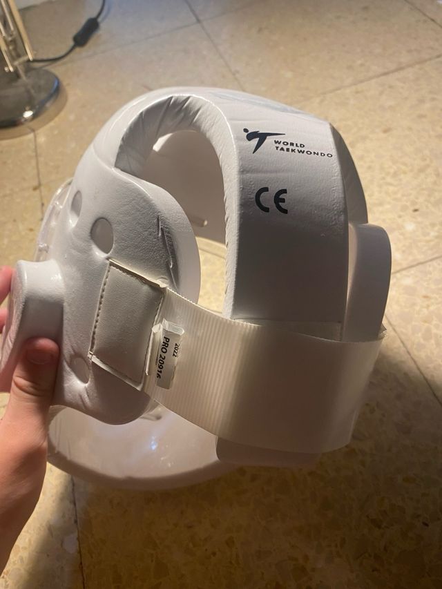 Casco Taekwondo Daedo Blanco Protector Facial