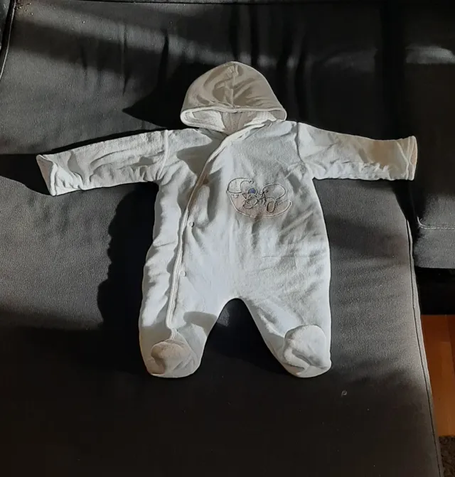 Mono de bebé 3 meses