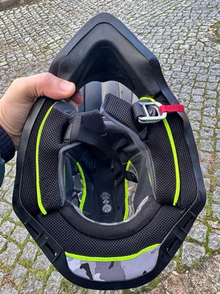 Capacete Nolan em bom estado geral!!