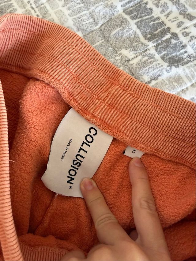 Chándal entero naranja marca Collusion