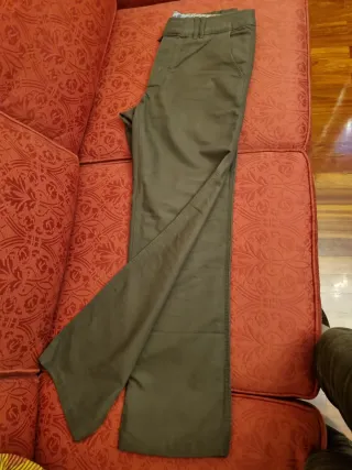 Pantalón Mango Caballero Verde Oliva