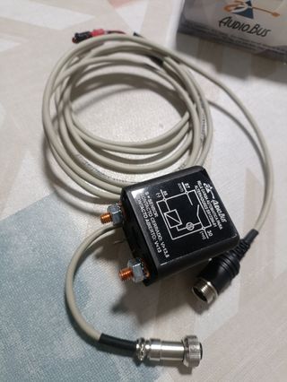 Relé separador baterías Euro6 12v, luz led