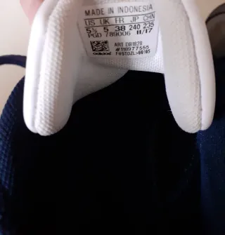 Playeras Adidas de piel azul