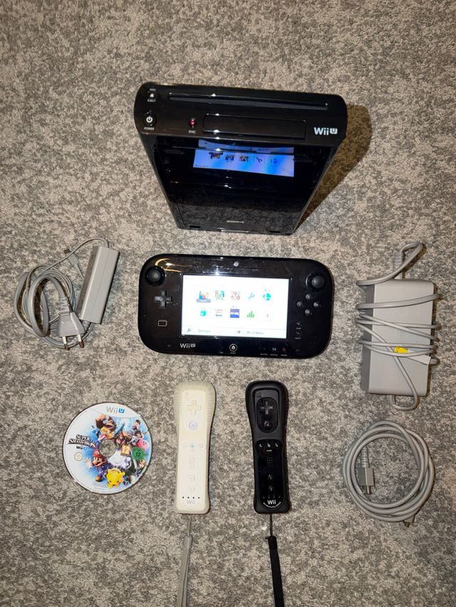 Nintendo Wii U + 2 mandos + 1 juego