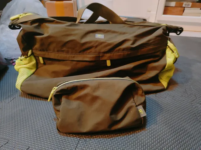 Bolsa de deporte y neceser Parfois