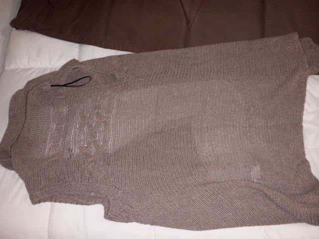 Lote Ropa Chica Marrón y Dorado