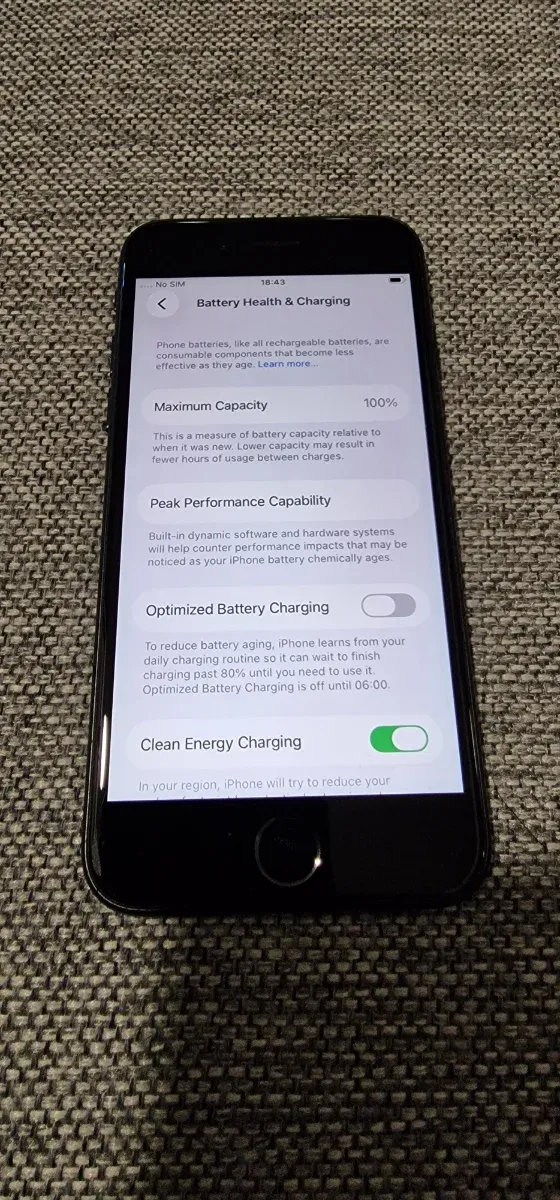 iPhone SE 128GB Negro/Gris Espacial