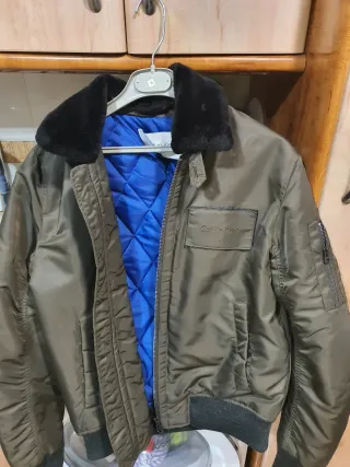 Cazadora Calvin Klein verde talla M