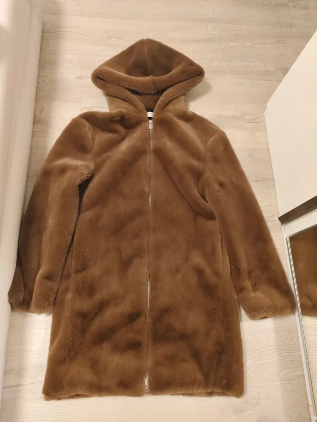 Abrigo peluche marrón mango