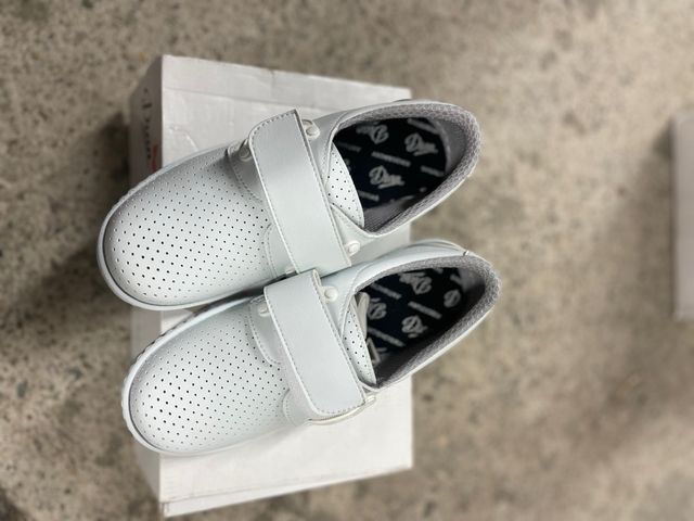 Zapatos Dian Talla 38 Blancos