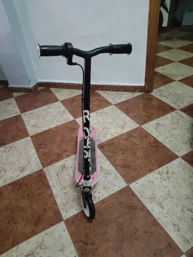 Patinete eléctrico Urban Glide rosa