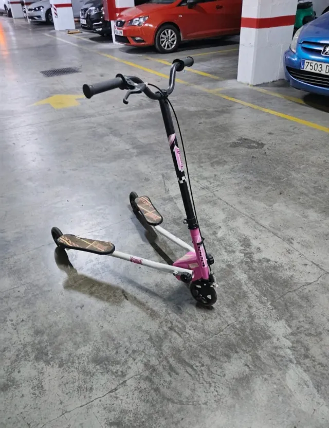 Patinete 3 ruedas Trywill. Trikke