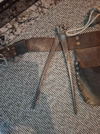 Bolsa de encofrar de cuero con herramientas