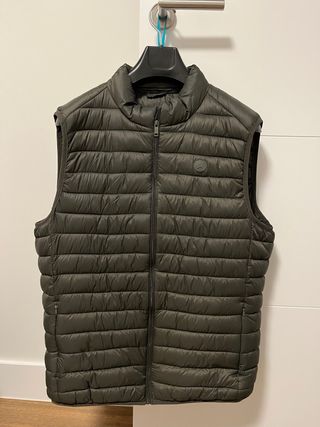 Chaleco acolchado Álvaro Moreno verde oliva