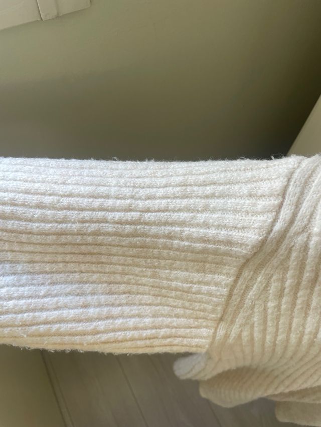 Jersey cuello alto beige talla única