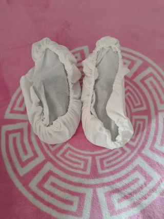 Zapatos negros estilo tabi