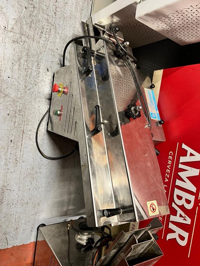 Máquinas Cortadoras de Pan Horizontales