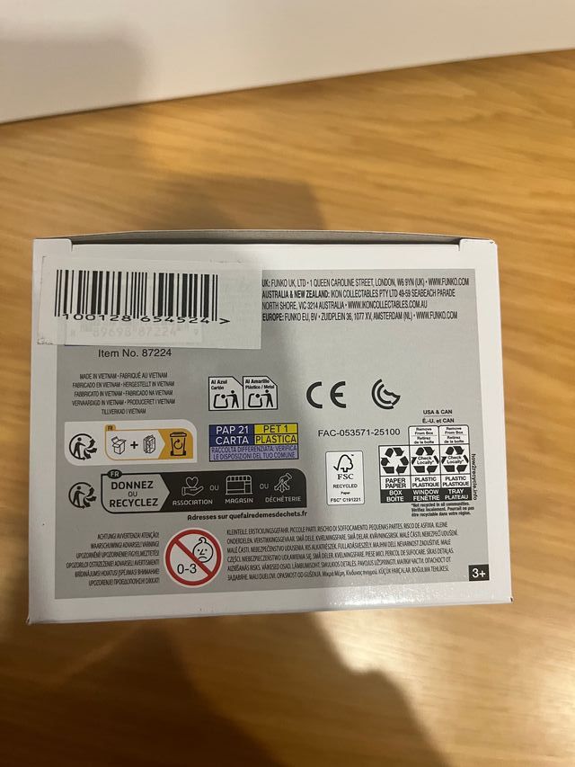 Funko Pop Spider-Man 1530 Friendly Neighborhood