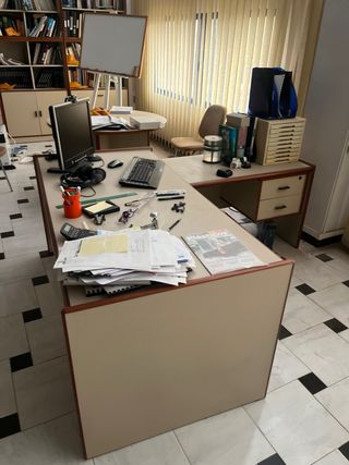 Conjunto de muebles de oficina