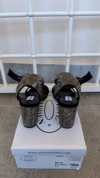Sandali Steve Madden tacco 8 cm con strass