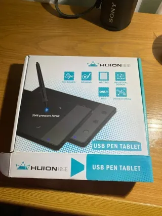 HUION Tableta Gráfica USB para Dibujo