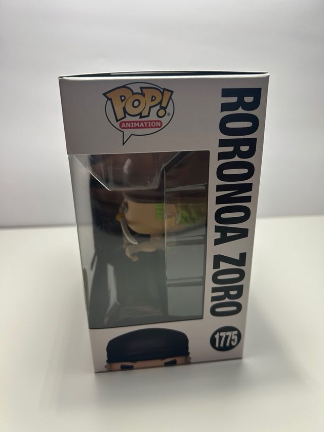 Funko Pop Roronoa Zoro 1775 Chase One Piece