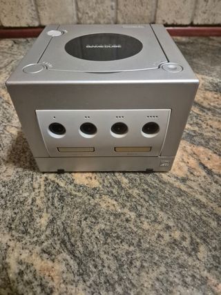 Console Nintendo Gamecube Argento dol-001