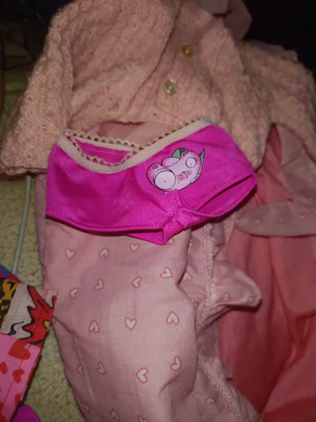 2 Muñecos Baby Born y cunita de tela