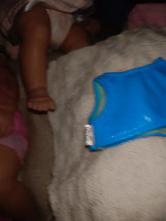 2 Muñecos Baby Born y cunita de tela