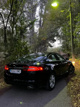 Jaguar XF 2012