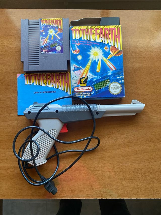 To the Earth NES + Pistola Light Gun