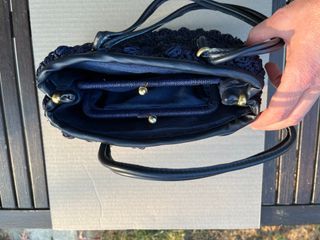 Borsa donna in corda blu con dettagli oro