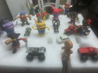 Lote Juguetes Varios Figuras y Coche