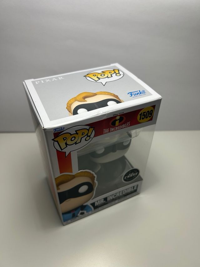 Funko Pop Mr. Increíble 1509 Chase B&W