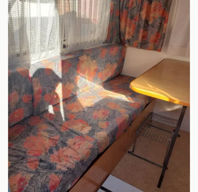 Caravana Sterckeman 750kg