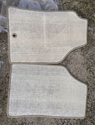 Tappetini per auto Moquette Beige Nuovi