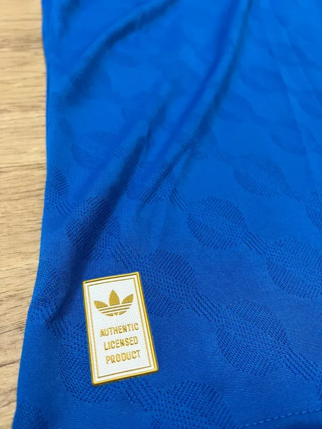 Camiseta Real Madrid Valverde 8 Jugador 3a 25-26