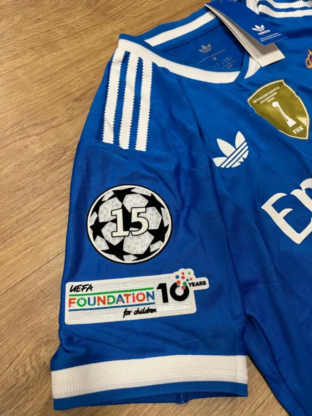 Camiseta Real Madrid Valverde 8 Jugador 3a 25-26