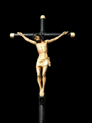 Cristo crucificado en cruz