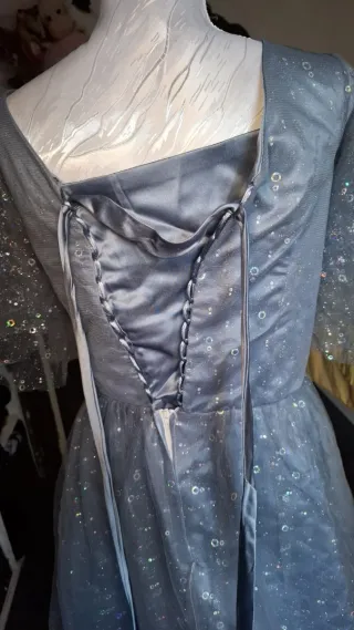 Vestido azul claro estilo Cenicienta