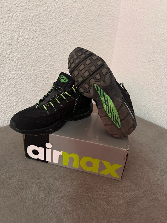 Nike Air Max 95 Negras y Verdes
