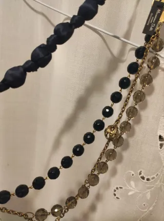 Collar Massimo Dutti en tonos azul, ahumado y dora