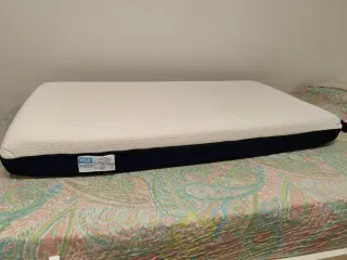 CHOLLO. Cuna bebé con colchón, sábanas, nórdico...