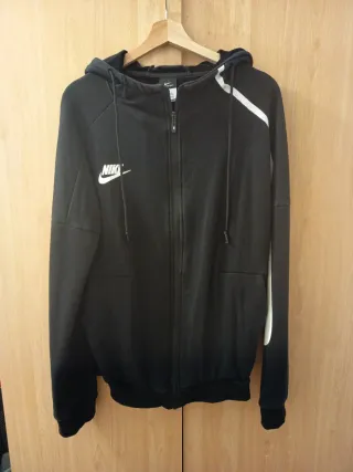 Sudadera Nike Negra con Cremallera