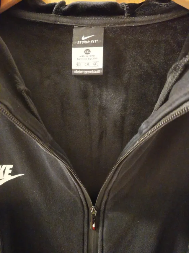 Sudadera Nike Negra con Cremallera