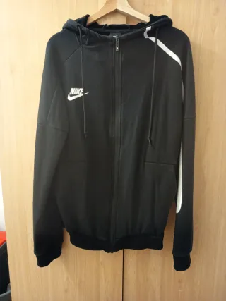 Sudadera Nike Negra con Cremallera